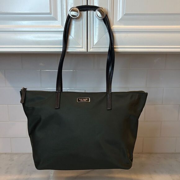 Kate Spade Purse Handbag Pocketbook Nylon Full Zip Medium Tote Shoulder Bag - Picture 1 of 15